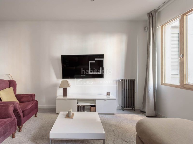 Foto 0981a2cb-7b61-4d16-ab71-cc67d8c3fa6a. Lloguer pis amb calefacció a Hispanoamérica-Bernabéu Madrid