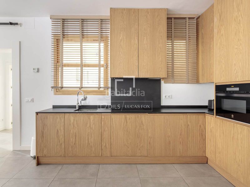 Foto 879ea41b-a193-4003-b007-e23f7d48a683. Lloguer pis amb calefacció a Hispanoamérica-Bernabéu Madrid