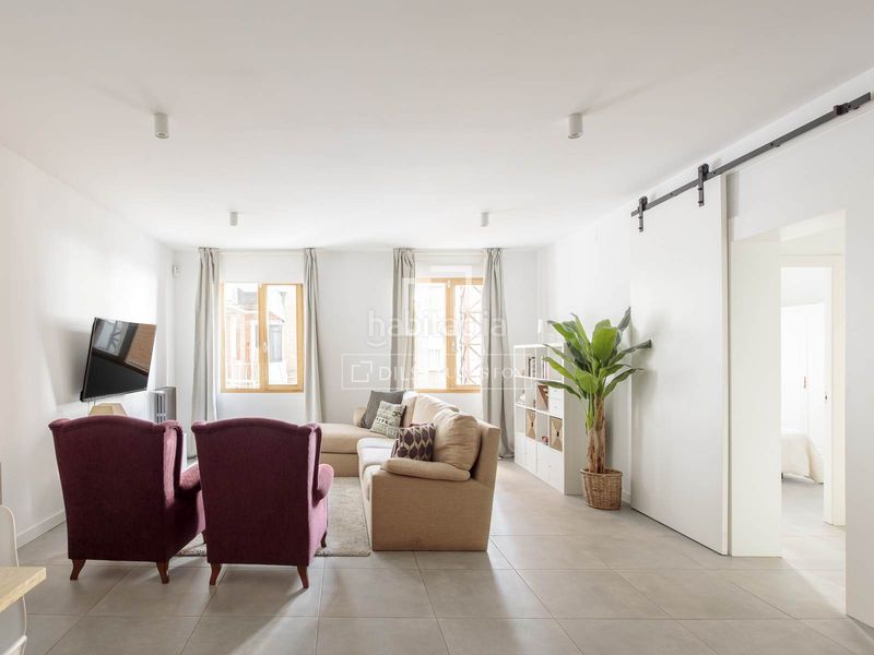 Foto 8bf3af6c-8074-4cff-84ba-9ae71233d8c1. Lloguer pis amb calefacció a Hispanoamérica-Bernabéu Madrid