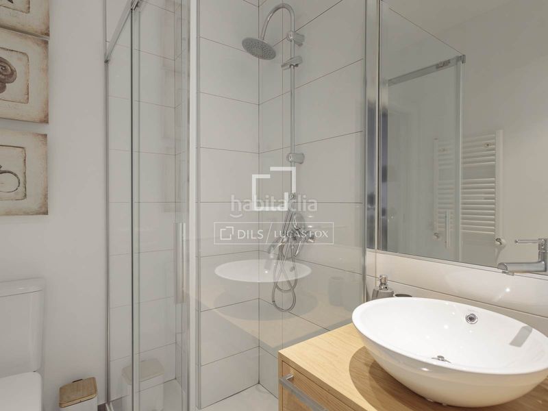 Foto f28b91ff-75a2-4c5e-879a-bf8c927e73a8. Lloguer pis amb calefacció a Hispanoamérica-Bernabéu Madrid