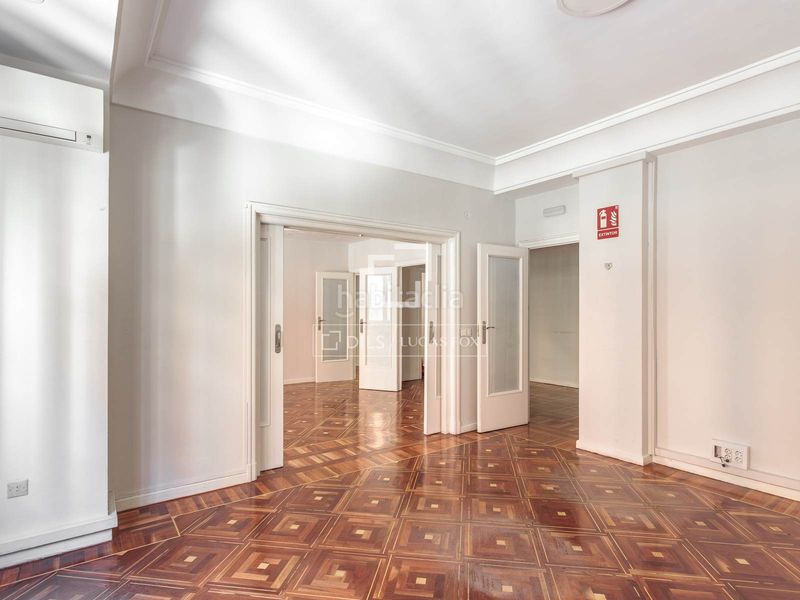 Foto 5189e48c-ea29-48f7-89a6-5954906f9ca3. Rent flat with heating in Almagro Madrid