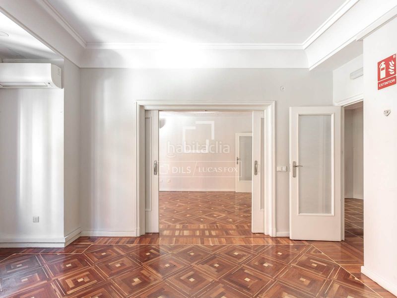 Foto c8433589-ea13-43ca-84b3-00464460bc13. Rent flat with heating in Almagro Madrid