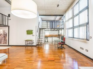 Appartement à Pacífico. Piso de 2 dormitorios en venta en retiro, madrid