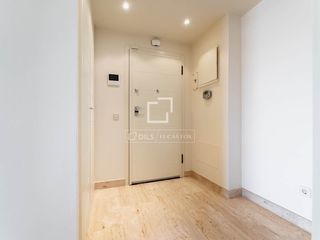 Lloguer Pis a Monte el Pilar. Luminoso y amplio ático en el monte del pilar