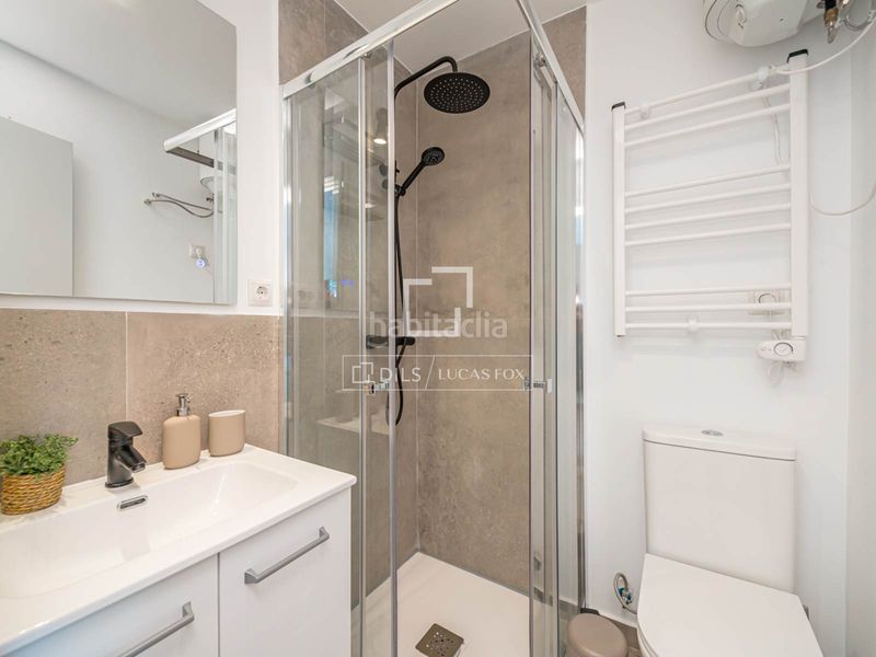 Foto 523f43a1-3061-42d6-afb6-9656ee43c73a. Rent flat in Guindalera Madrid