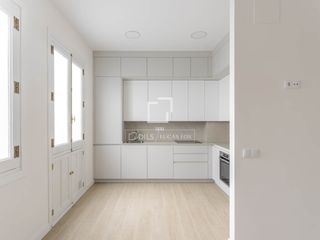 Miete Etagenwohnung in San Ildefonso - Catedral. Luminosa vivienda reformada a estrenar en pleno corazón de madri