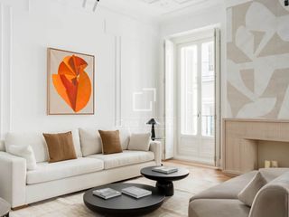 Pis a Justicia-Chueca. Piso en excelentes condiciones de 3 dormitorios en venta en just