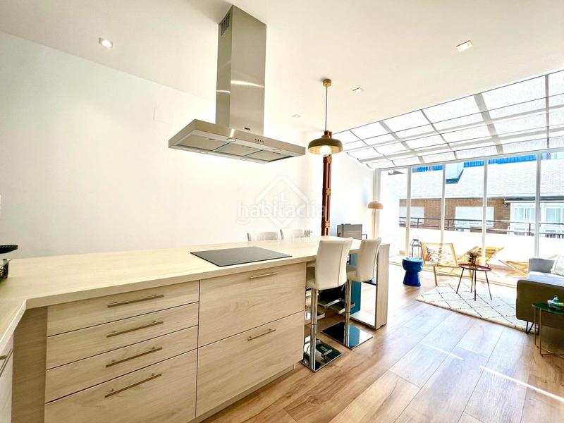 Foto f696f2da-ebe5-4764-9a85-36f659804338. Piso excelente ático en venta en Arapiles, en Arapiles Madrid