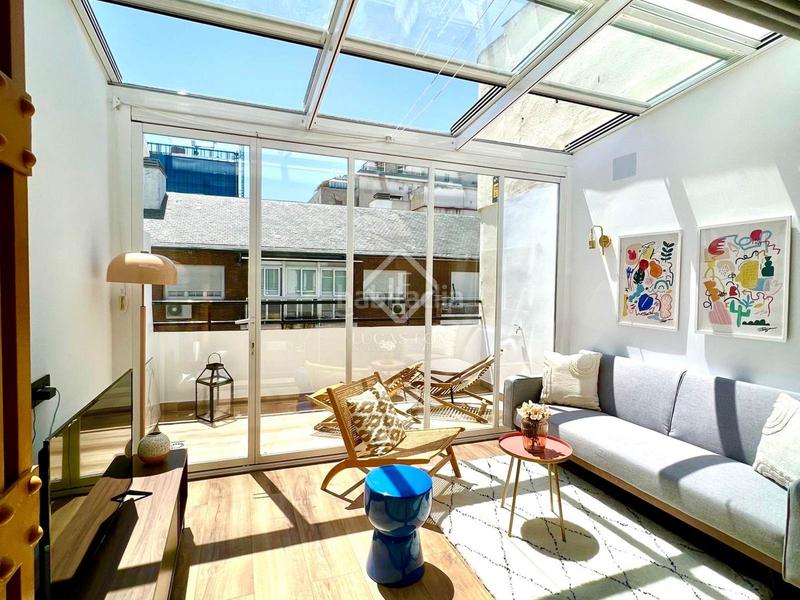 Foto ff75e4aa-d038-413f-8882-877e8d1248aa. Piso excelente ático en venta en Arapiles, en Arapiles Madrid