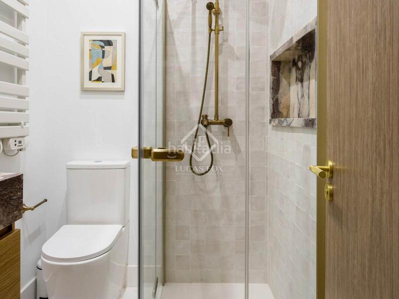 Foto a6eecca4-a43b-4e8a-86aa-46c9c7b3e357. Pis amb calefacció a Trafalgar Madrid