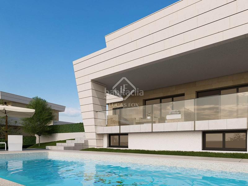 Foto 75d24e2a-1bc3-484f-82e3-1ca711722693. Chalet vivienda de lujo de 5 dormitorios en las rozas, villalicabeto,, con piscina y jardín privado. en Rozas de Madrid (Las)