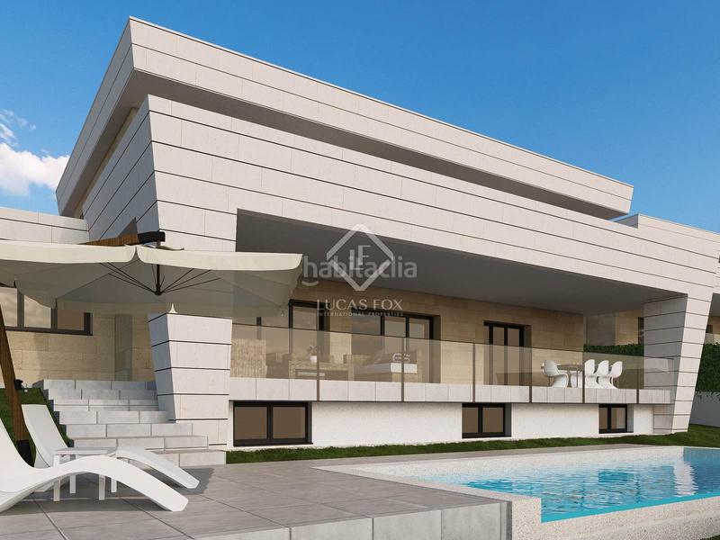 Foto cf654e73-25fa-4fbf-8f0c-23857552b830. Chalet vivienda de lujo de 5 dormitorios en las rozas, villalicabeto,, con piscina y jardín privado. en Rozas de Madrid (Las)