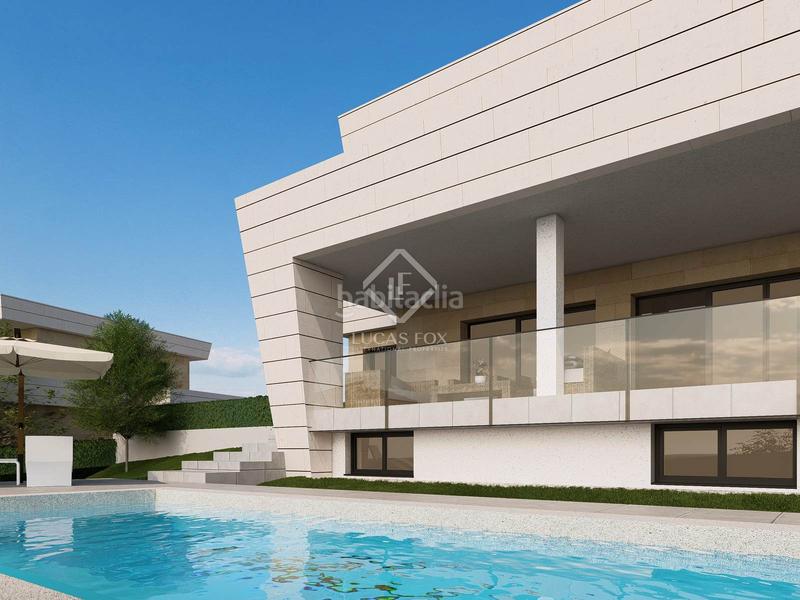Foto d6a99e6c-391c-436f-b66b-0545de238a78. Chalet vivienda de lujo de 5 dormitorios en las rozas, villalicabeto,, con piscina y jardín privado. en Rozas de Madrid (Las)