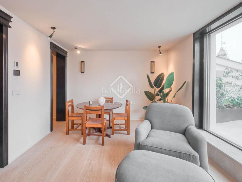 Foto 42920956-f7e4-4be0-8c70-20816c61ba33. Ático fantástico ático de 2 dormitorios con 30m terraza en venta en palacio en Madrid