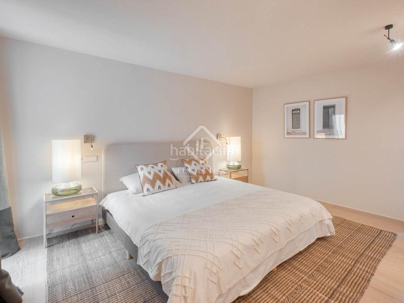 Foto 7df862d7-15f6-408d-b92c-937b2ce29769. Ático fantástico ático de 2 dormitorios con 30m terraza en venta en palacio en Madrid