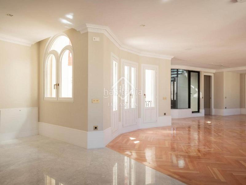 Foto 3f28537c-a843-4c84-8d9d-50c9cb6b92ef. Ático exclusivo ático dúplex de obra nueva con terraza en venta la promoción marqués de salamanca, el enclave más prestigioso en Madrid