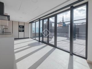 Pis a Argüelles. Piso con terraza tipo ático a estrenar de 3 dormitorios y 4 baño