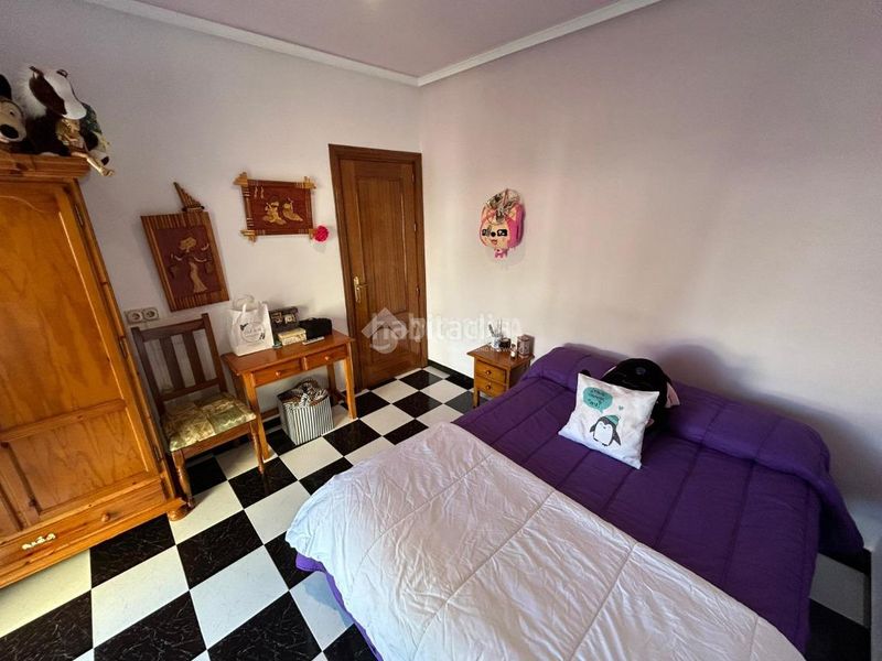 Foto 8ab689c7-0d49-410f-868a-888c4262002c. Casa aparellada a Casco Histórico Antequera