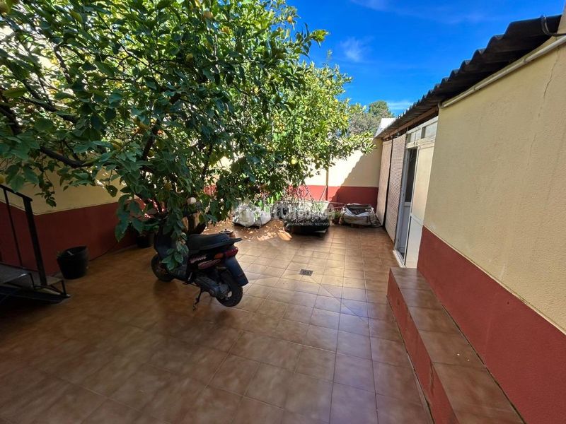 Foto e883ec13-d3a7-4517-b8cf-b6c0c6746266. Casa aparellada a Casco Histórico Antequera