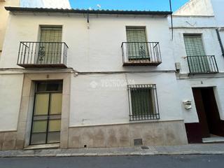 Casa aparellada en Cueva de Menga. Casa en venta en antequera