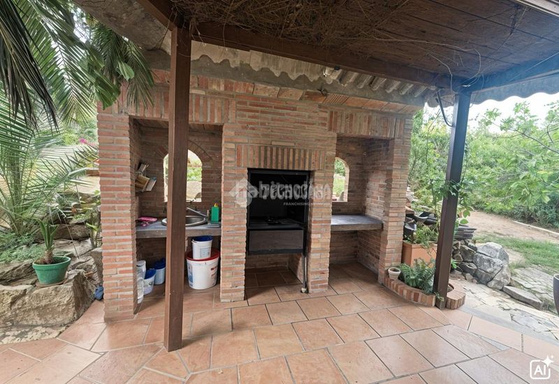 Foto a82d9bb7-d97d-4910-9a27-9678e9b4ac6c. Masia amb piscina a Archidona