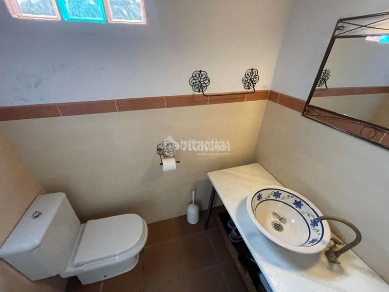 Foto de885edd-961f-418e-b5fa-02765c23c309. Masia amb piscina a Archidona
