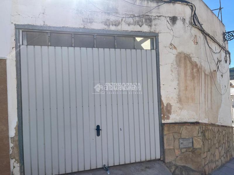 Foto 4da7ac9e-01d7-43c8-8977-0a1627aa57bd. Casa aparellada a Zona de la Vega Antequera