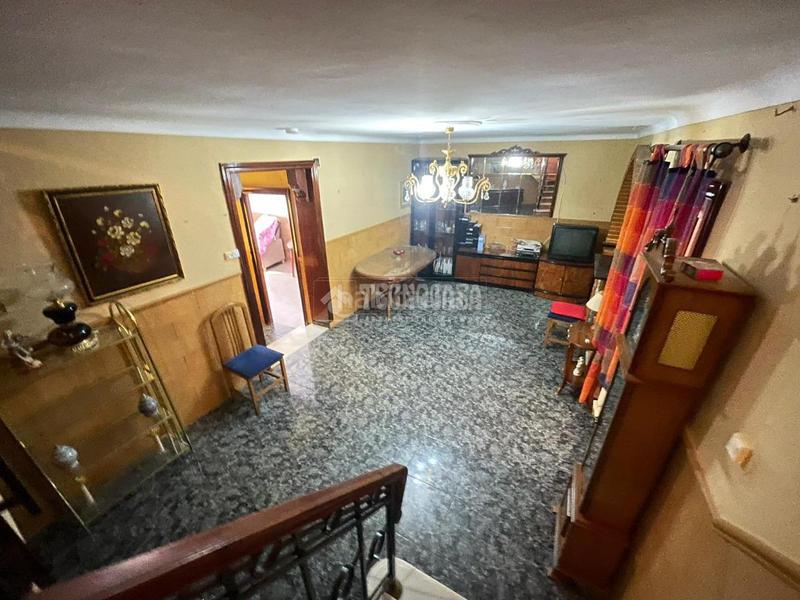 Foto 52051290-8f5c-42f5-8c1c-c49ea71a364c. Casa aparellada a Zona de la Vega Antequera