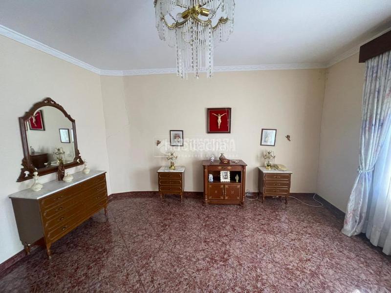 Foto 98f073ea-086c-4f13-b6de-0c30761ed64d. Casa aparellada a Zona de la Vega Antequera