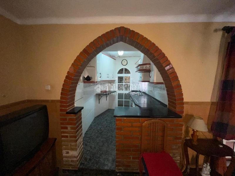 Foto c9f5f962-cbcd-42a4-9784-495c78660636. Casa aparellada a Zona de la Vega Antequera