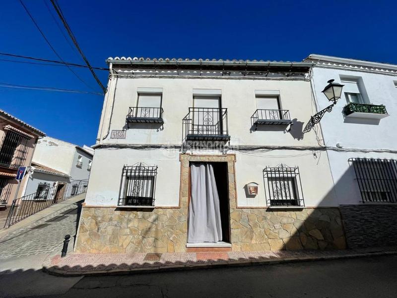 Foto f34b23f7-d4dd-4fbe-b17c-382792efe253. Casa aparellada a Zona de la Vega Antequera