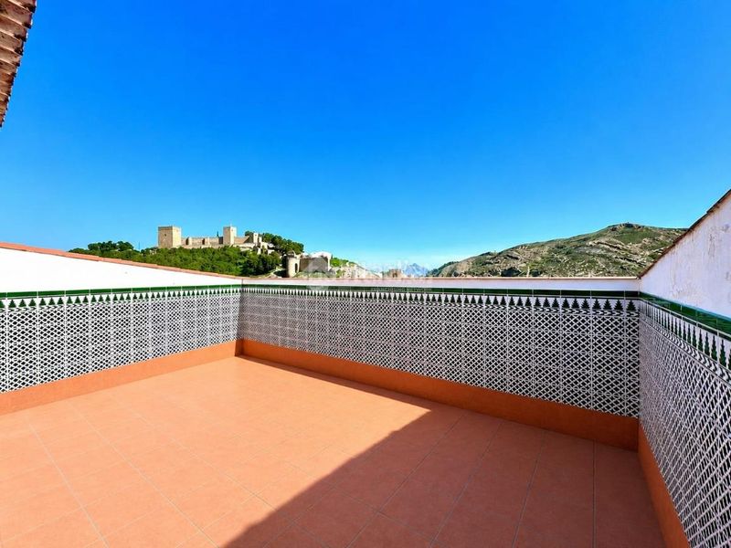 Foto b96baf10-58c3-42d2-9cac-0b5e3a1cedf5. Casa aparellada a Casco Histórico Antequera
