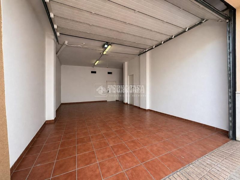 Foto 7b361af8-84f1-44b0-ba61-9ad2b24534a5. Casa amb aparcament a Centro Antequera