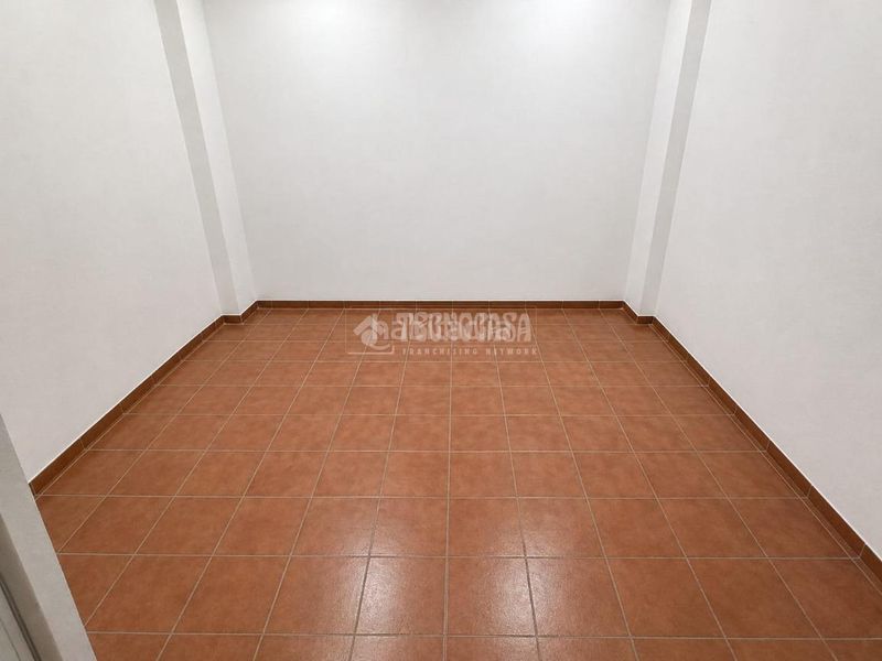 Foto d864cd2f-2467-48fe-ba46-d3e70e030784. Casa amb aparcament a Centro Antequera