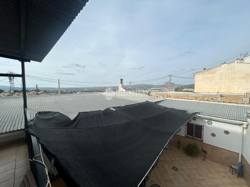 Foto 490a9f57-505d-4a78-ae8b-01b5513706fa. Casa aparellada a Zona de la Vega Antequera