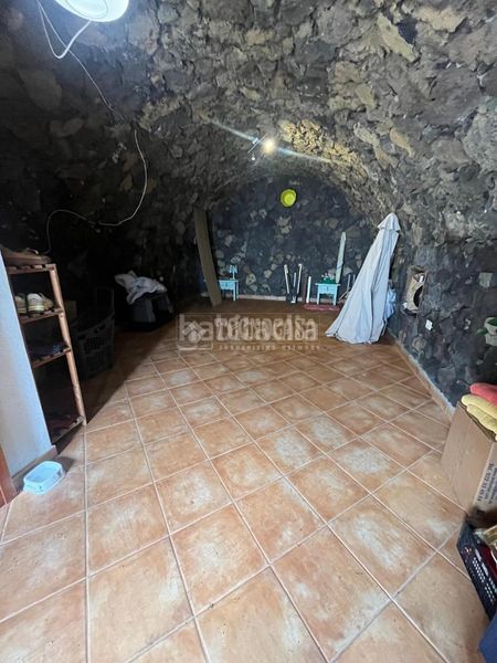 Foto 26fd0107-fb18-402c-ab09-d21433e65a4f. Casa amb aparcament a Paso (El)