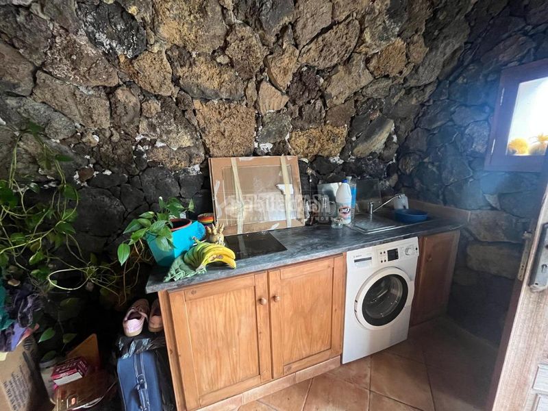 Foto 6419bd56-6c21-44c5-b25f-11b7335f383a. Casa amb aparcament a Paso (El)