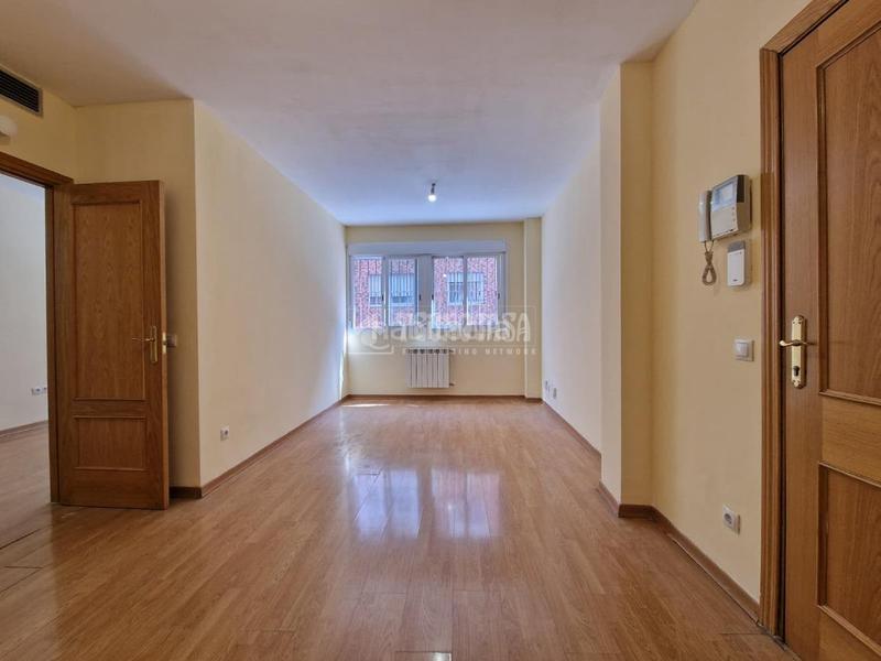 Foto 935b7a51-bbcb-4473-8257-a96506b30b35. Appartamento con riscaldamento in Opañel Madrid
