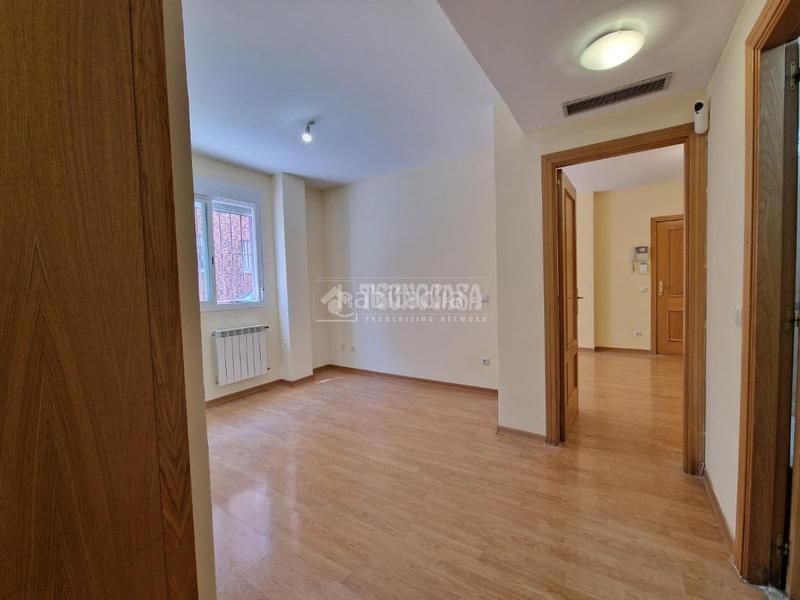 Foto b975c8f7-a4d1-454b-962f-44f09c7dca71. Appartamento con riscaldamento in Opañel Madrid