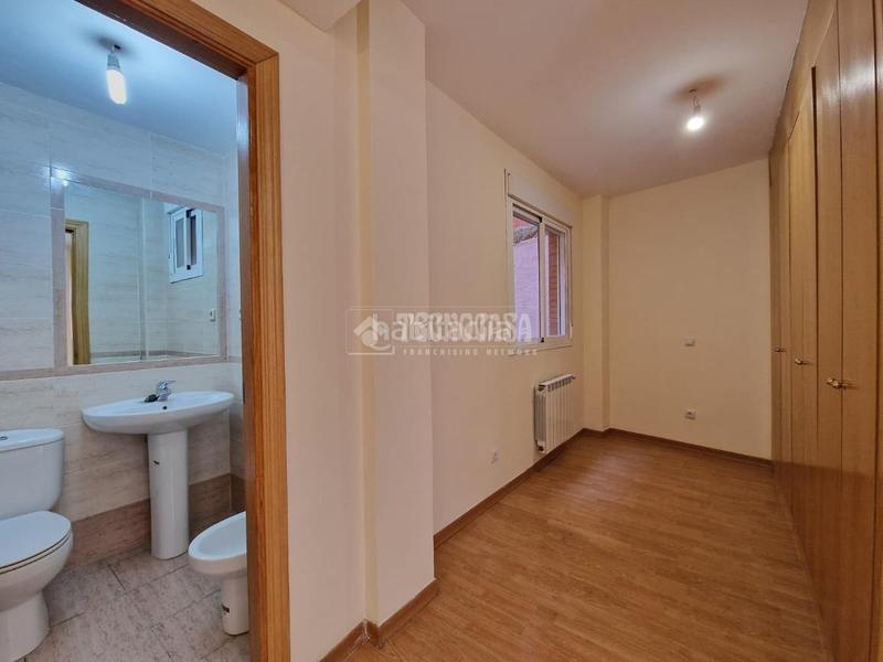 Foto c10bfdc8-76a6-4499-a7d7-08db3682de6e. Appartamento con riscaldamento in Opañel Madrid