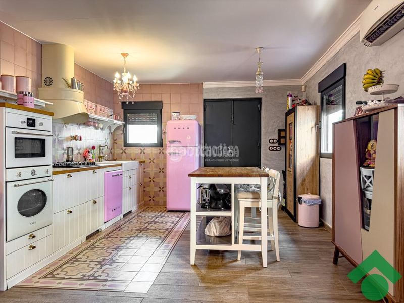 Foto 3ac384e6-693a-42e4-a7f2-a7ade40e2075. Casa a Ambroz Vegas del Genil