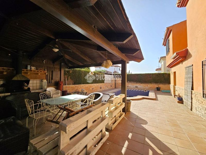 Foto 847b13fb-2b8e-491d-bb16-b8ee4a11298b. Casa  en venta en Cúllar Vega