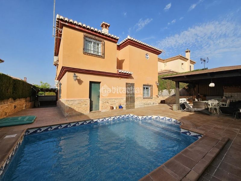 Foto f6f4d38a-3926-49b4-aaf5-561eb9238e5d. Casa  en venta en Cúllar Vega