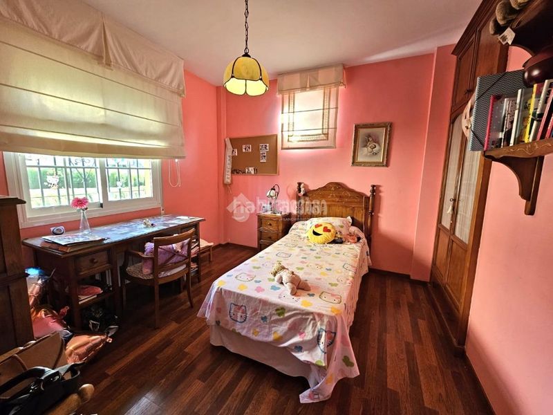 Foto f9412f60-8158-438e-87ba-eddaa3c57785. Casa  en venta en Cúllar Vega