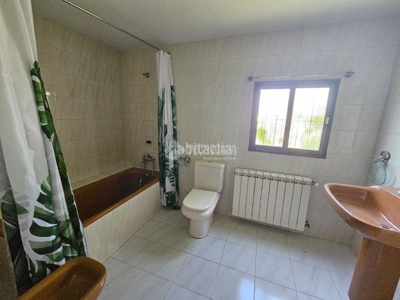 Foto 60560d52-76f2-4a02-aacb-e49f4571af69. Casa a Purchil Vegas del Genil