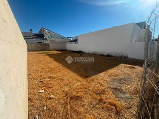 Terreny residencial a Belicena. Terrenos en venta en vegas del genil