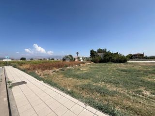 Terreny residencial a Purchil. Terrenos en venta en vegas del genil