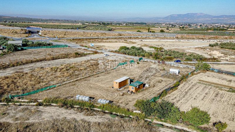 Foto fa3f1276-d768-4102-ad78-2c0febf51c43. Finca rústica a Belicena Vegas del Genil