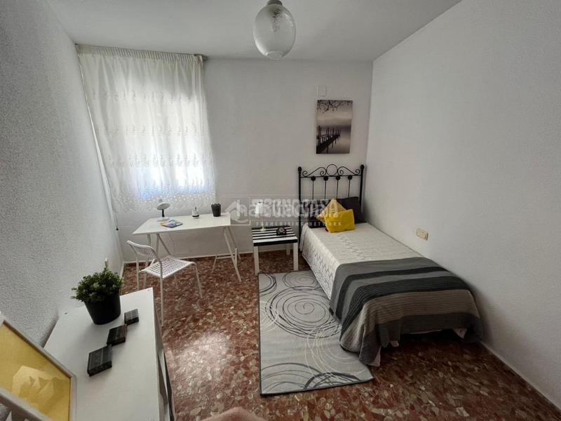 Foto fddcc866-bc2b-46db-be5f-a402541f9ef8. Piso  en venta en Belicena Vegas del Genil