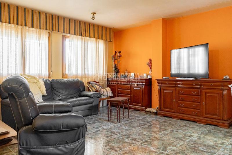 Foto 412a1ca3-e246-404a-83df-9958a1c42cab. Casa pareada casa en venta en Belicena Vegas del Genil